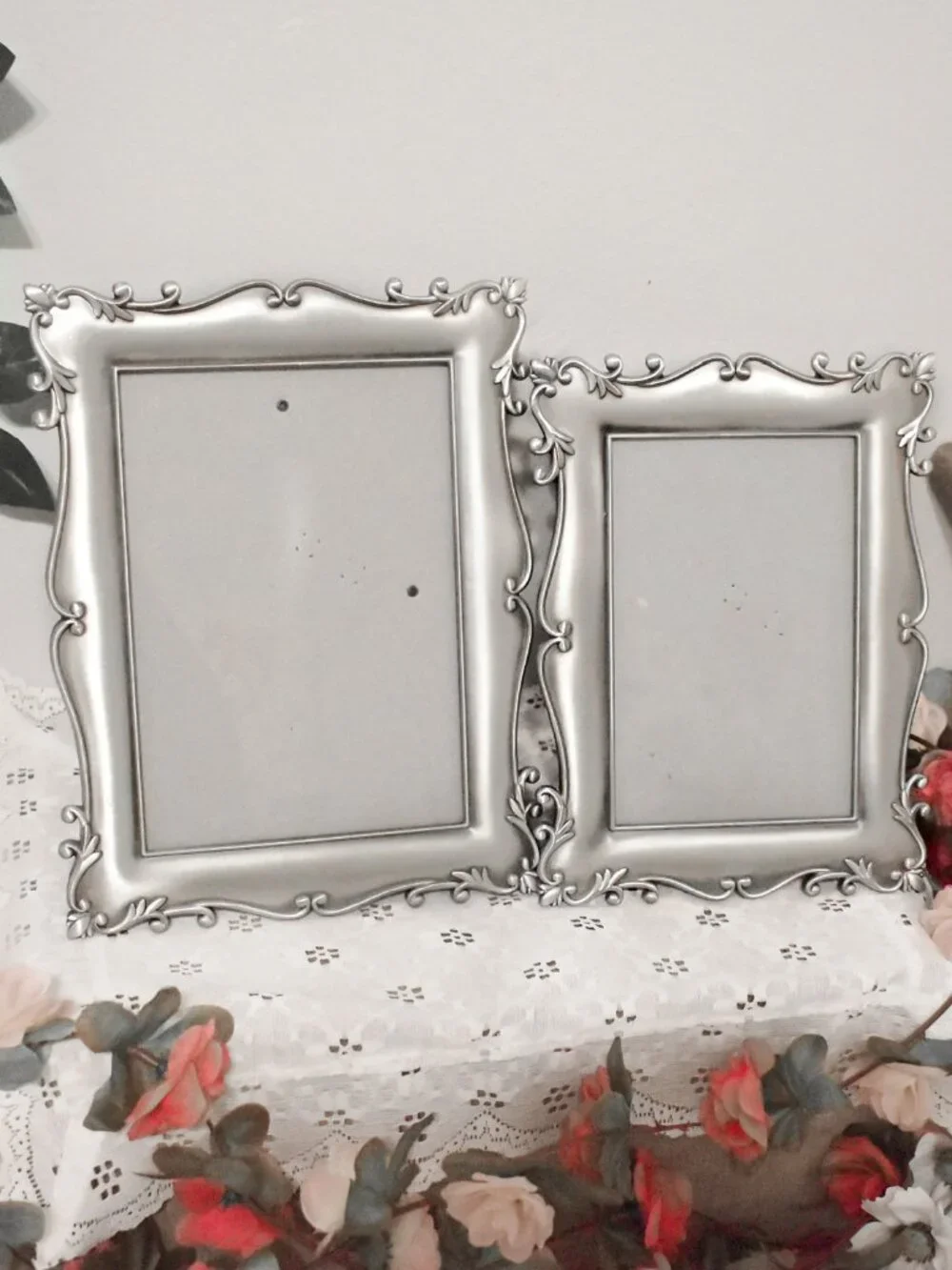 Burnes Of Boston Pewter Silver Metal Picture Frame Set